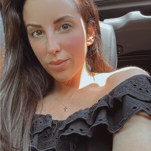 Meet your Posher, Christina marie